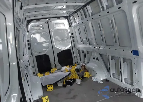 2021 Mercedes-Benz Sprinter 2500 High Roof I4 z USA, uszkodzony, nr VIN W1W40CHY1MT054347